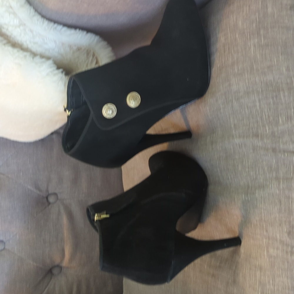 Guess Black heels